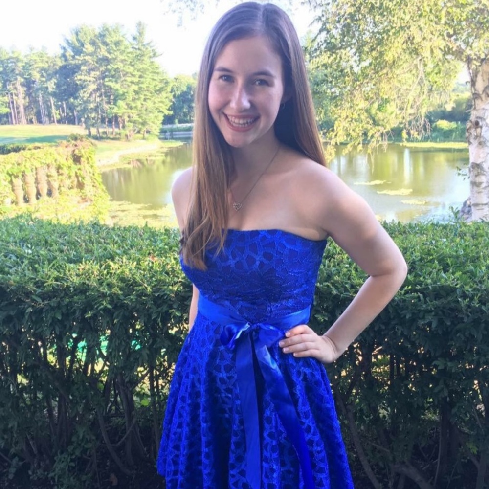 Strapless royal blue cocktail dress, perfect for wedding/homecoming